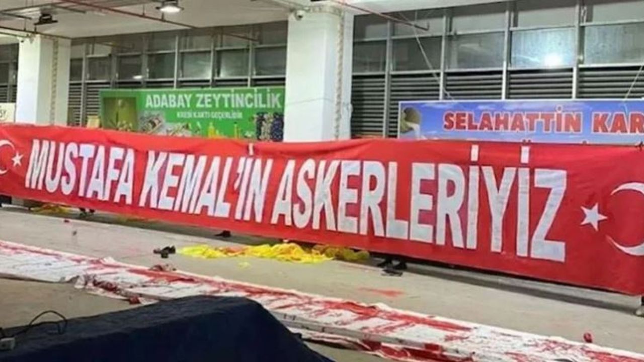 Türkiye-Litvanya maçında 'Mustafa Kemal' ayıbı