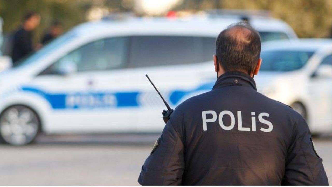 İstihbaratçı polis kendi meslektaşına 'FETÖ' kumpası kurdu