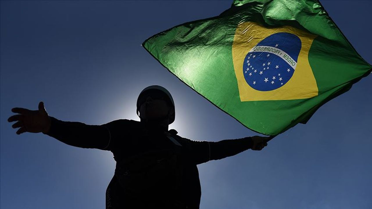 Brezilya'da Bolsonaro'nun sessizliği korkutuyor: Lula kazandı ama...
