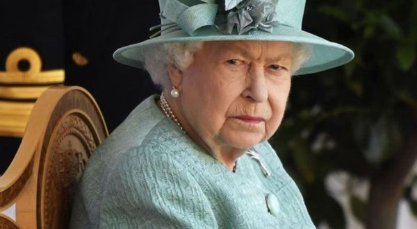 Kraliçe Elizabeth'in sır mektubu: 2085'e kadar açılamayacak
