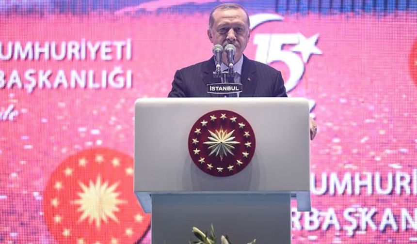 Erdoğan: Bunlar koltuğa kimin oturacağının kavgasına tutuşmuş